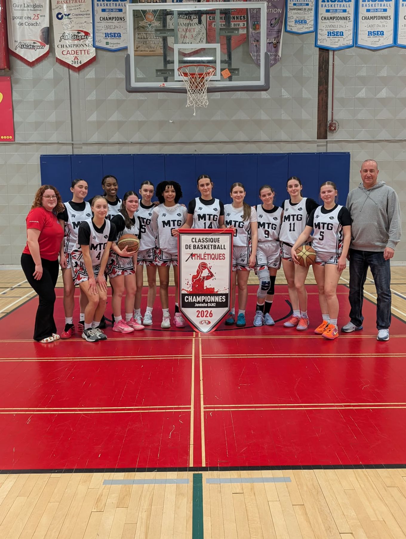 🏆 Les Juvéniles filles brillent encore à Québec !